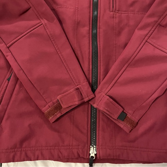 Carhartt Raspberry Soft Shell Denwood Jacket Large - Picture 4 of 9
